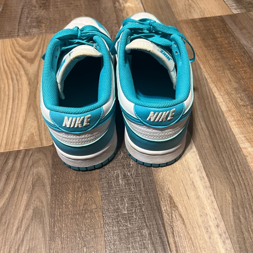 Nike Kids Shoes - Teal and White